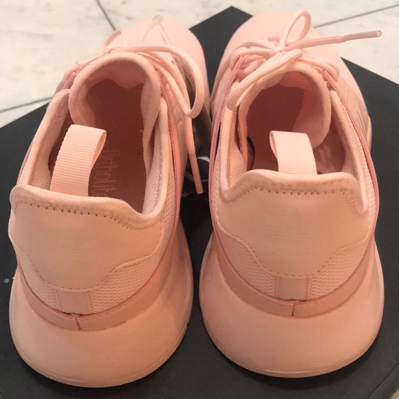 Adidas Runners. - Picture 2 of 4